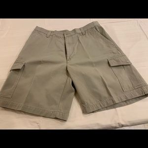 Men’s Docker Cargo Shorts Khaki Size 34